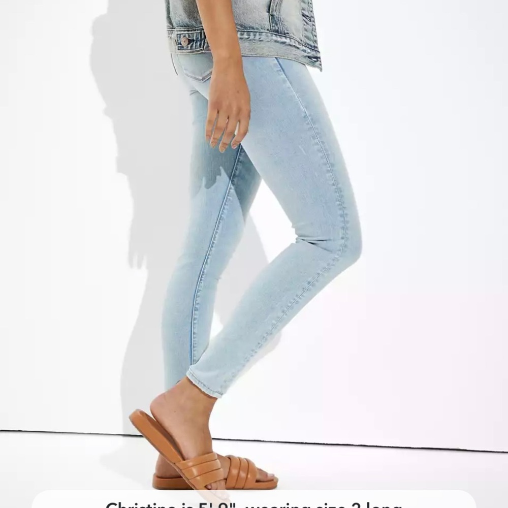 American Eagle Skinny Jeggings. Super Stretch Size 4
